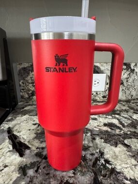 Stanley Red Travel Tumbler with Handle and Lid 40oz
